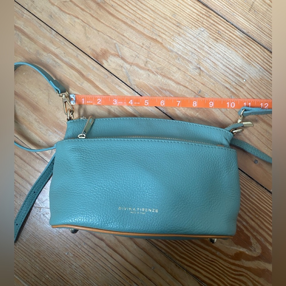Divinia Firenze | Mint Green Pebbled Italian Leather Purse | Crossbody - Picture 13 of 15